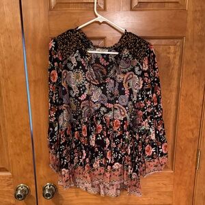 Umgee Black and Pink Floral Blouse